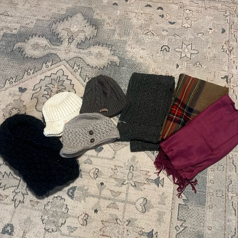 Winter scarfs and hats. Columbia, DC, Chaos, Carhartt, Mossimo.